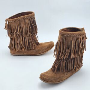 Minnetonka Suede Double Layer Fringe Boho Moccasin Boots Brown Size 7.5